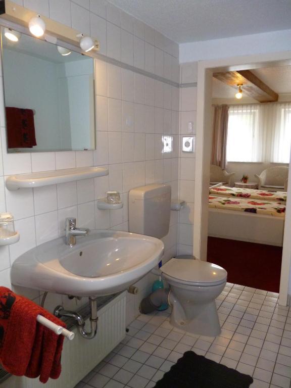 Hotel-Cafe-Restaurant Parkhaus Altenau  Bilik gambar